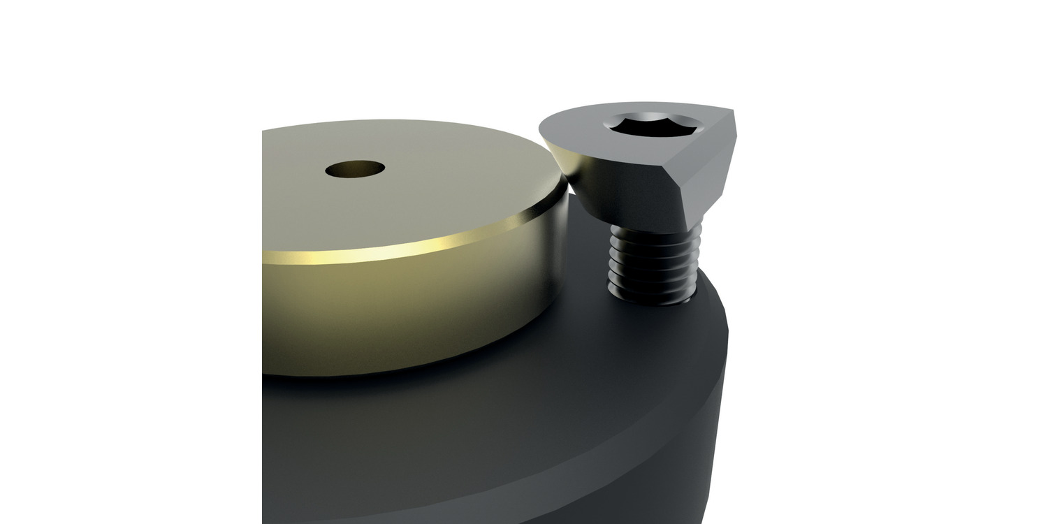 12111.W0004 Eccentric Pull Down Clamps Wixroyd