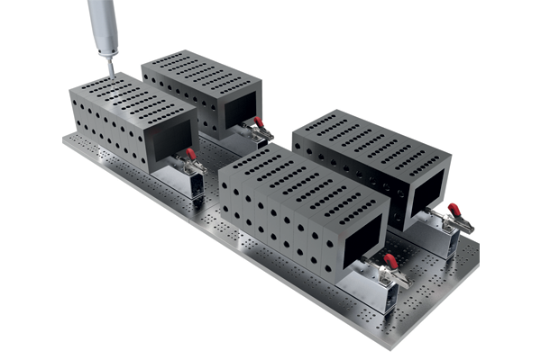 Application of toggle clamps in cmm